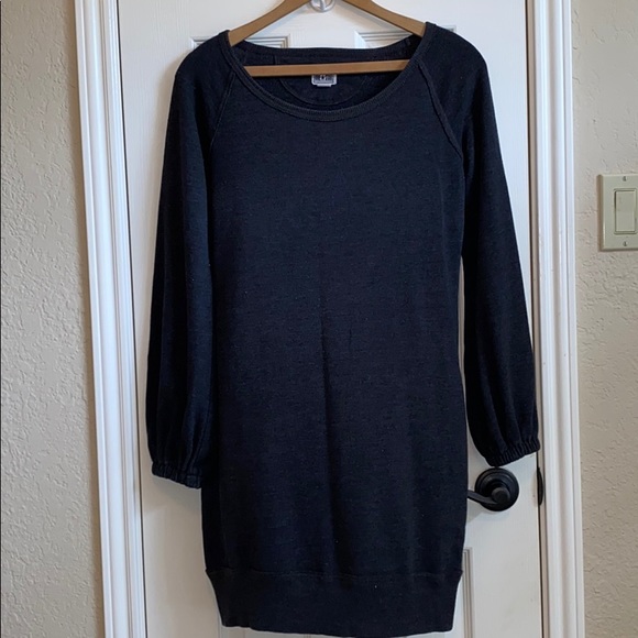 converse sweatshirt dress